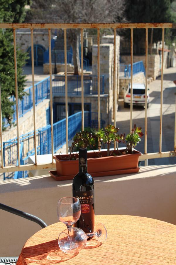 Hotel Off The Square Safed Exterior foto